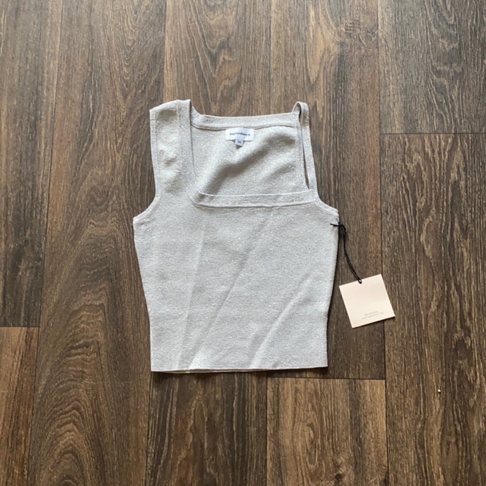 Superdown Asymmetrical Fitted Slightly Cropped Top - image 5